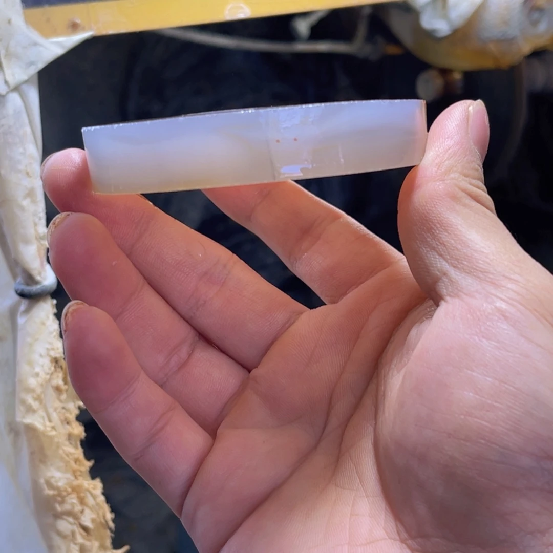 好***情定制玛瑙手镯工费