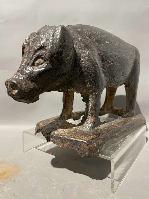 复古风格手工唐三彩黑马摆件增添家居艺术氛围