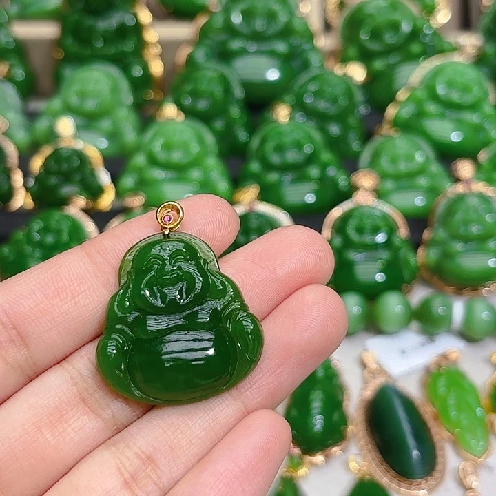 和田玉（碧玉）颈饰18K金镶嵌