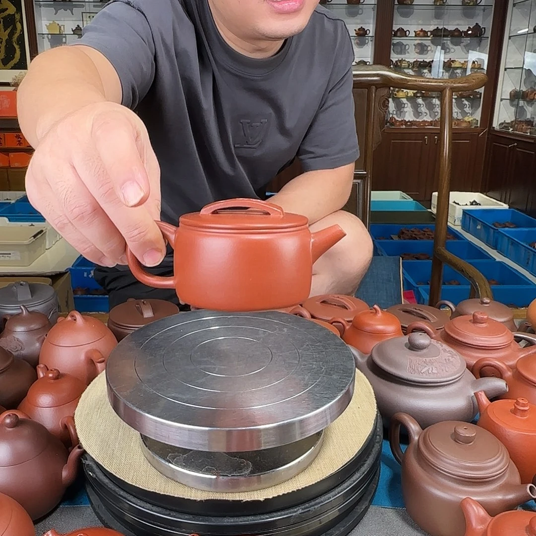 茶壶紫砂汉瓦红皮龙