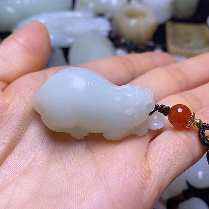 和田玉未镶嵌挂件