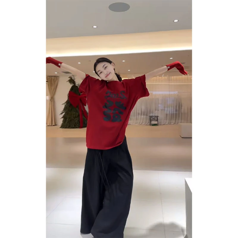 简约通勤风新年穿搭宽松印花短袖T恤上衣高腰百搭直筒休闲阔腿裤