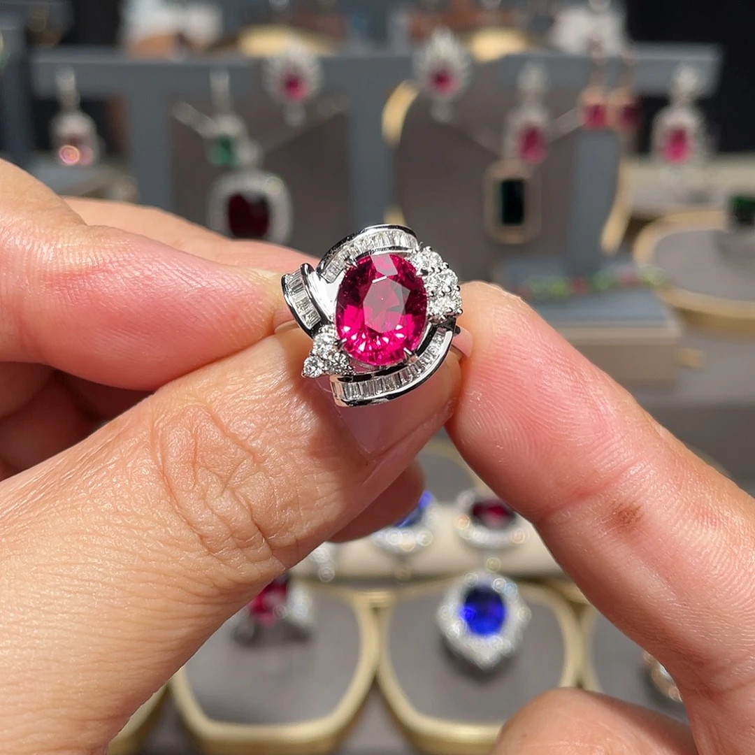 碧玺18K金镶嵌戒指3.92ct