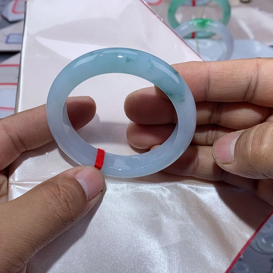 【闪购商品】未镶嵌手镯翡翠