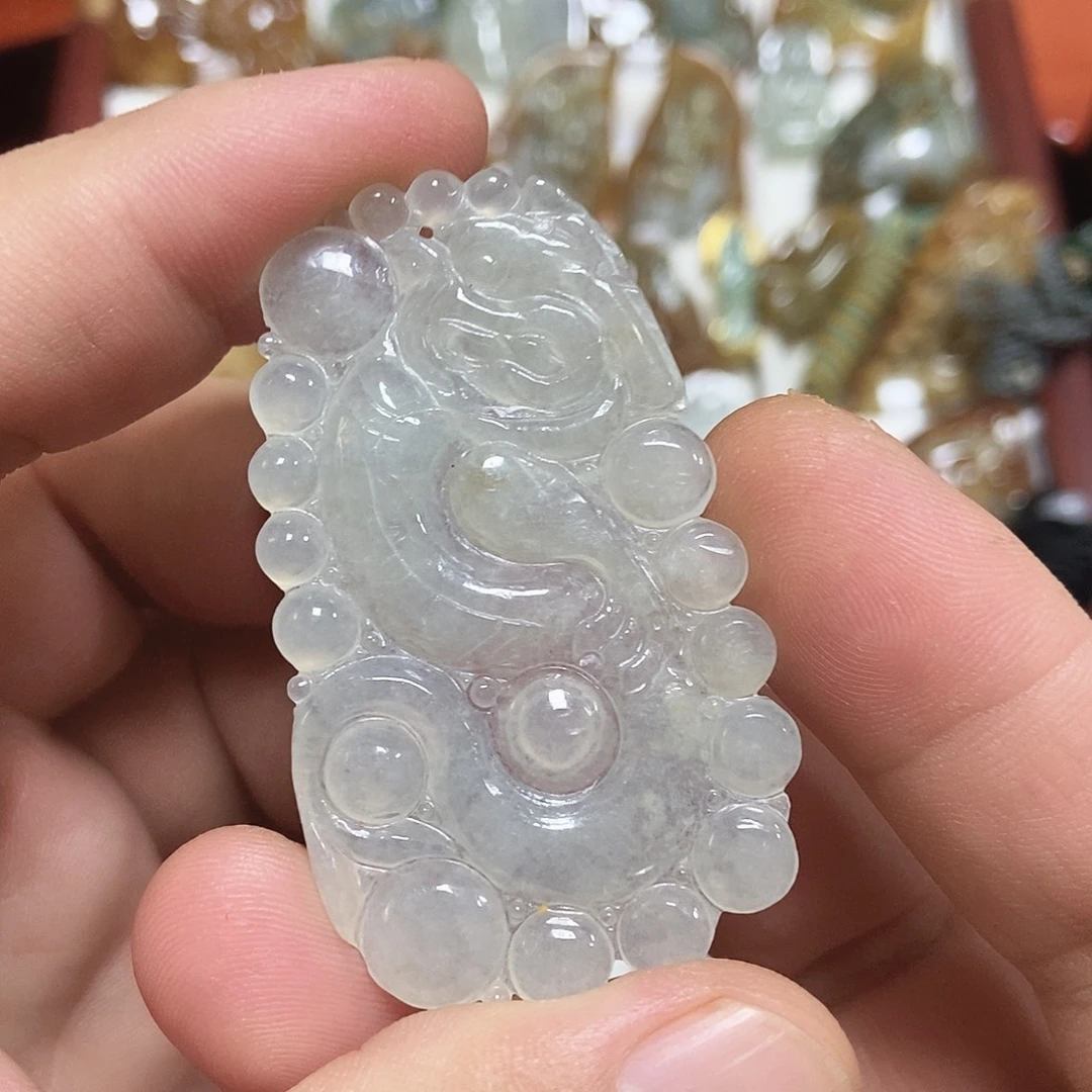 翡翠未镶嵌挂件冰种翡翠挂件