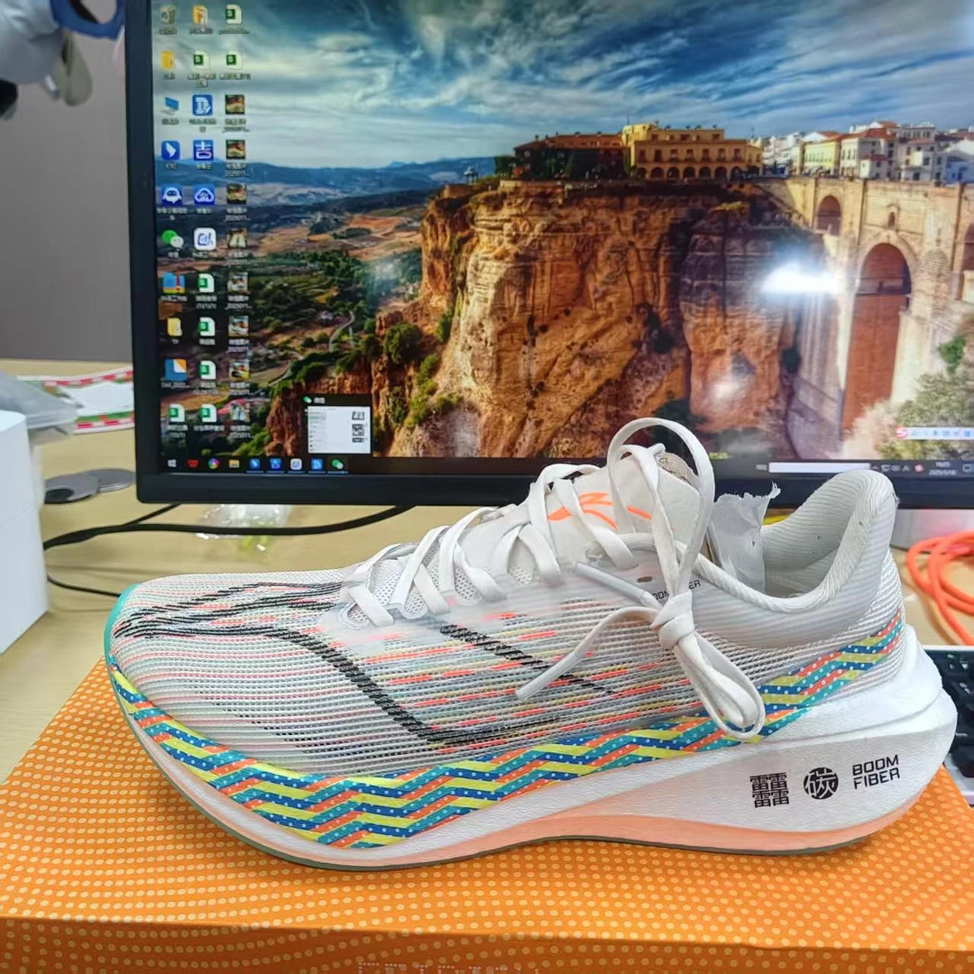 《B品以直播展示为准》鞋左脚脏（X600)李宁女子运动鞋ARMT038-17