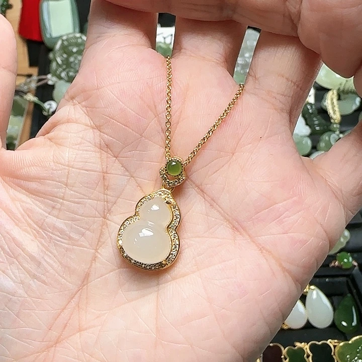 颈饰银S925镶嵌和田玉