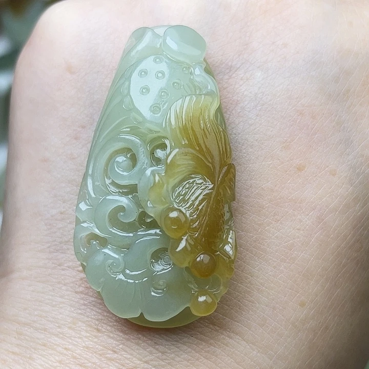 结***缘颈饰未镶嵌和田玉