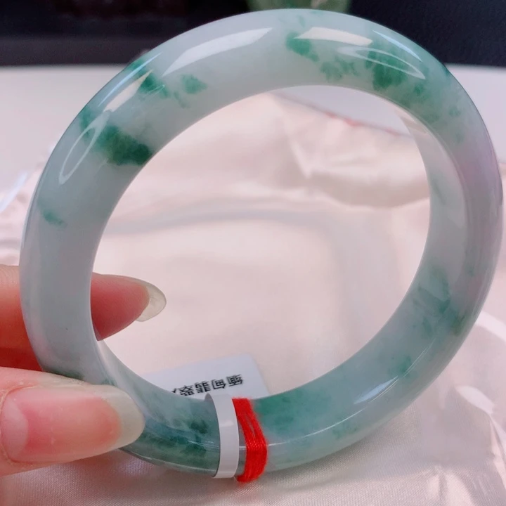 翡翠未镶嵌手镯59圈