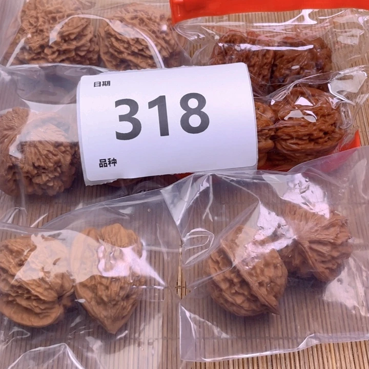 文玩核桃把件318号6对