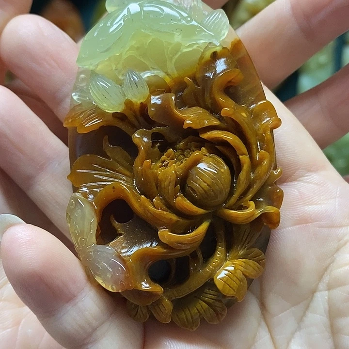 未镶嵌岫玉吊坠(赠链)