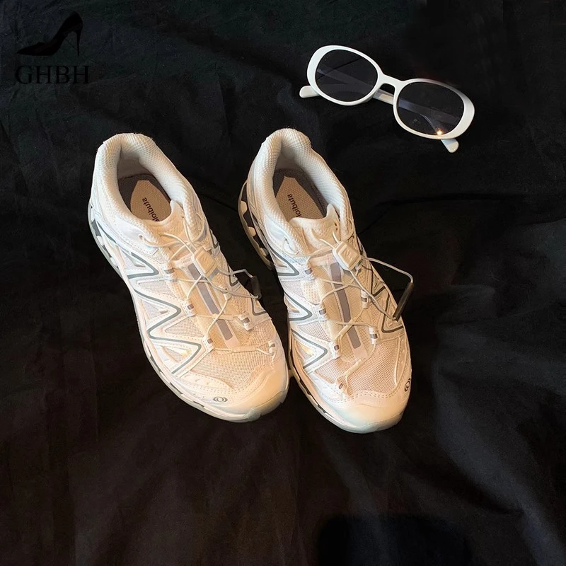 -舒适厚底休闲运动鞋女新款户外登山鞋网面透气老爹鞋