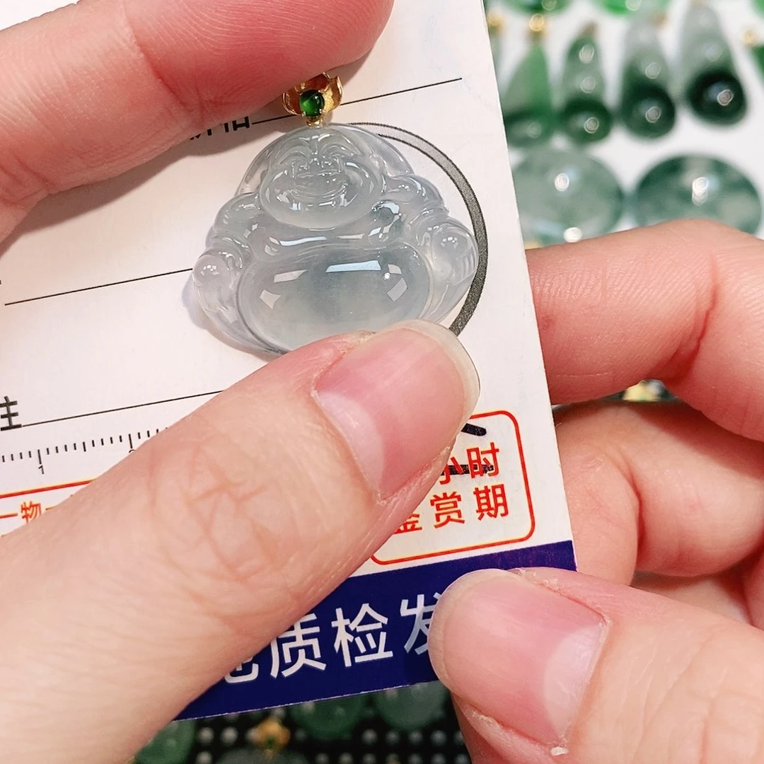 翡翠颈饰18K金镶嵌吊坠