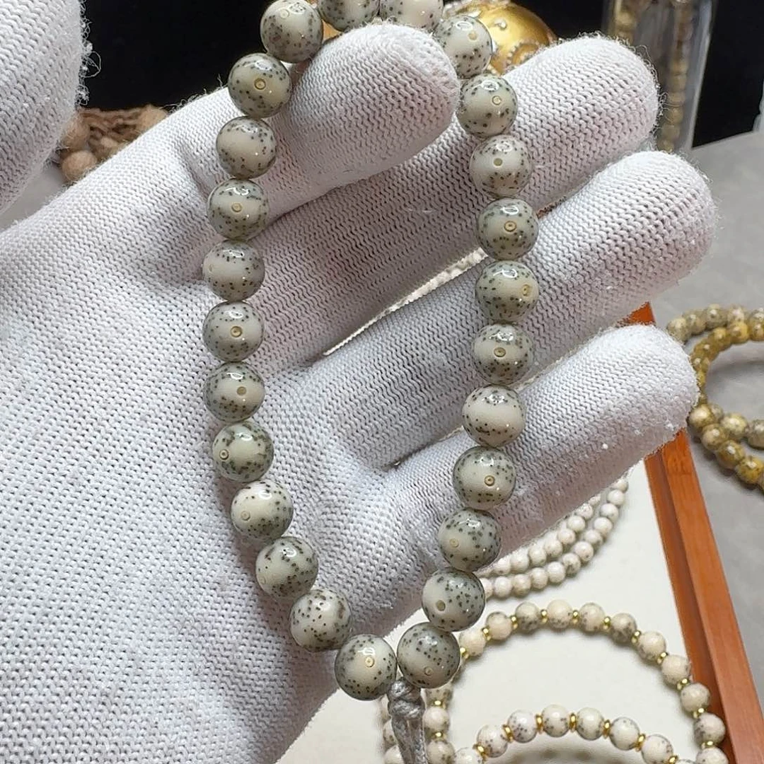 星月菩提吊坠石玉料9/9圆珠手持糯冰料月留白小细星