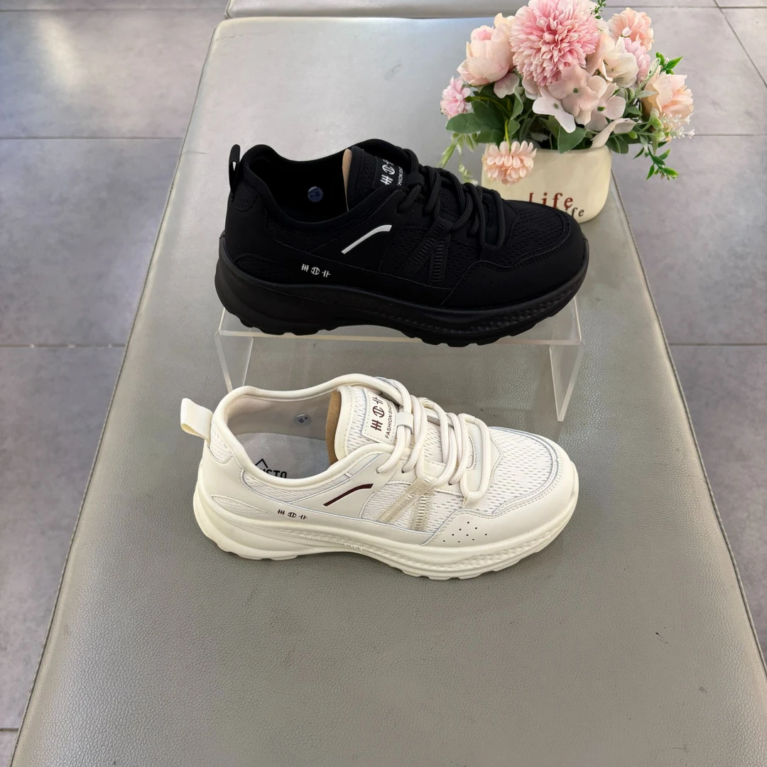 大5026东轻职风时尚休闲鞋女2026春季网面运动舒适透气极简小白鞋