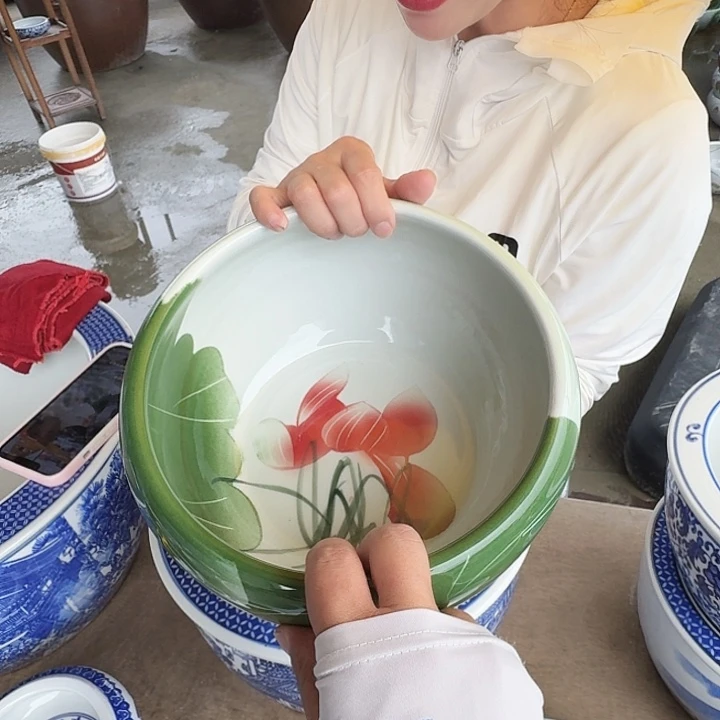 瓷片直径23，高13。。。