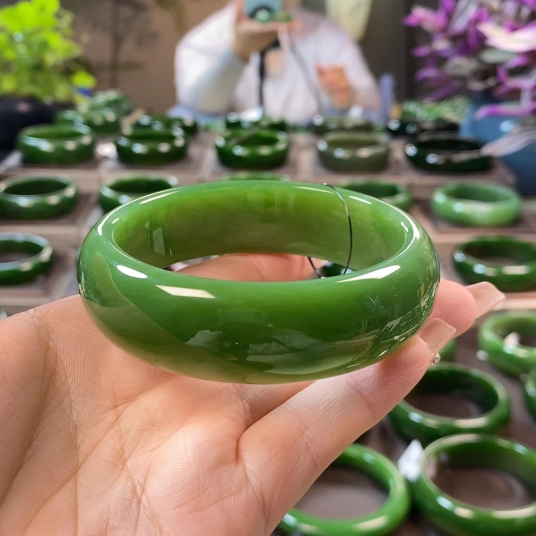 和田玉（碧玉）手镯未镶嵌