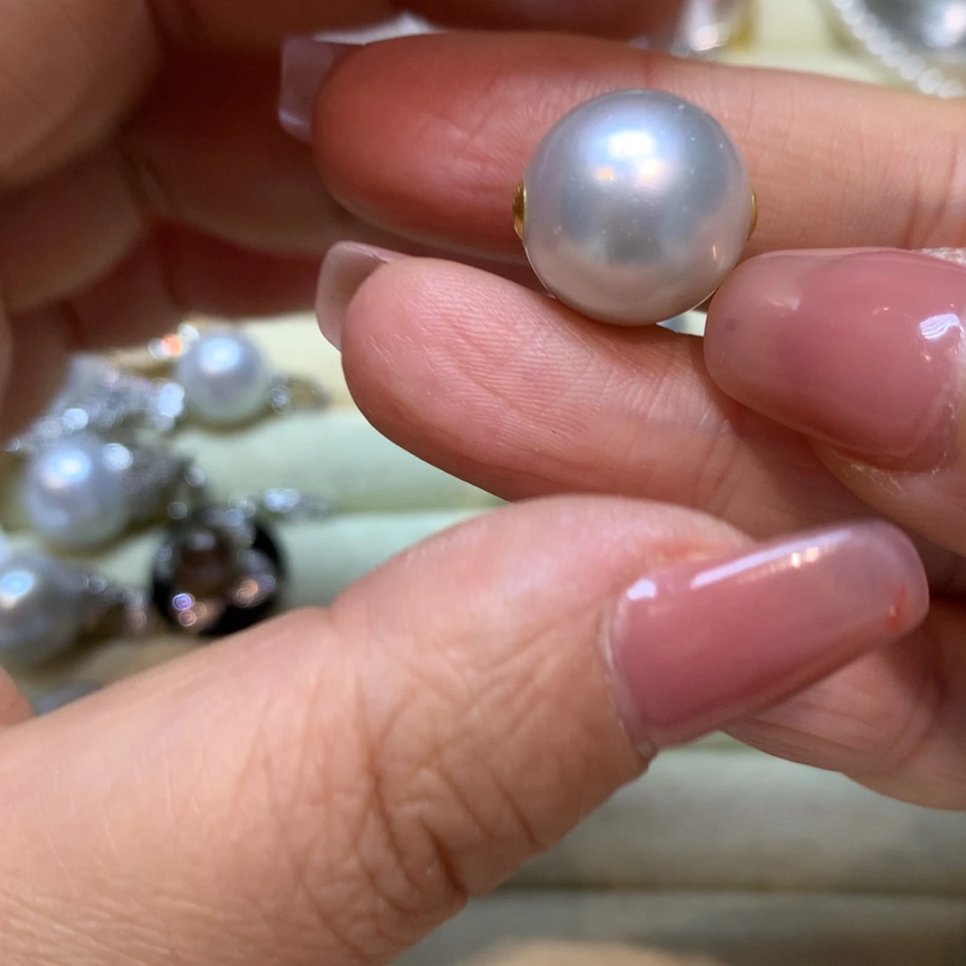 海水珍珠颈饰18K金镶嵌