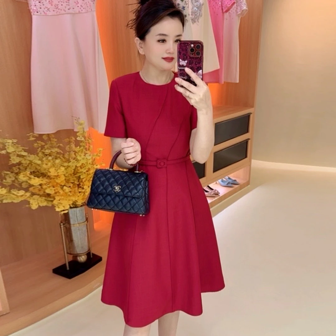 唯伊公馆夏季新款简约通勤圆领不规则裁片气质A摆显瘦连衣裙98585