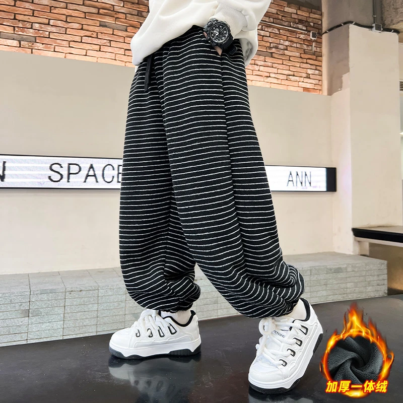 男童加绒裤子6-12岁潮款中大童男孩休闲裤一体绒加厚儿童条纹洋气