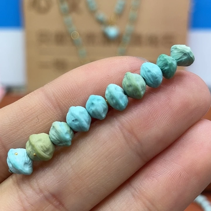 绿松石未镶嵌珠宝奇石