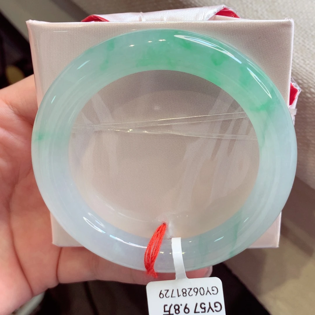 翡翠手镯未镶嵌金丝阳绿103圆条77