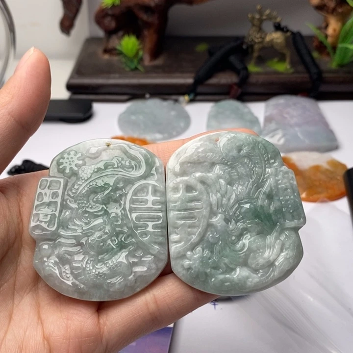 颈饰未镶嵌翡翠翡翠