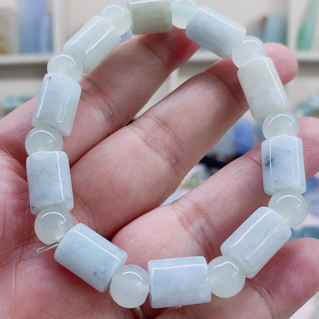 颈饰未镶嵌翡翠天然