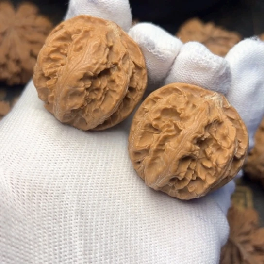 文玩核桃吊坠秦岭核桃2