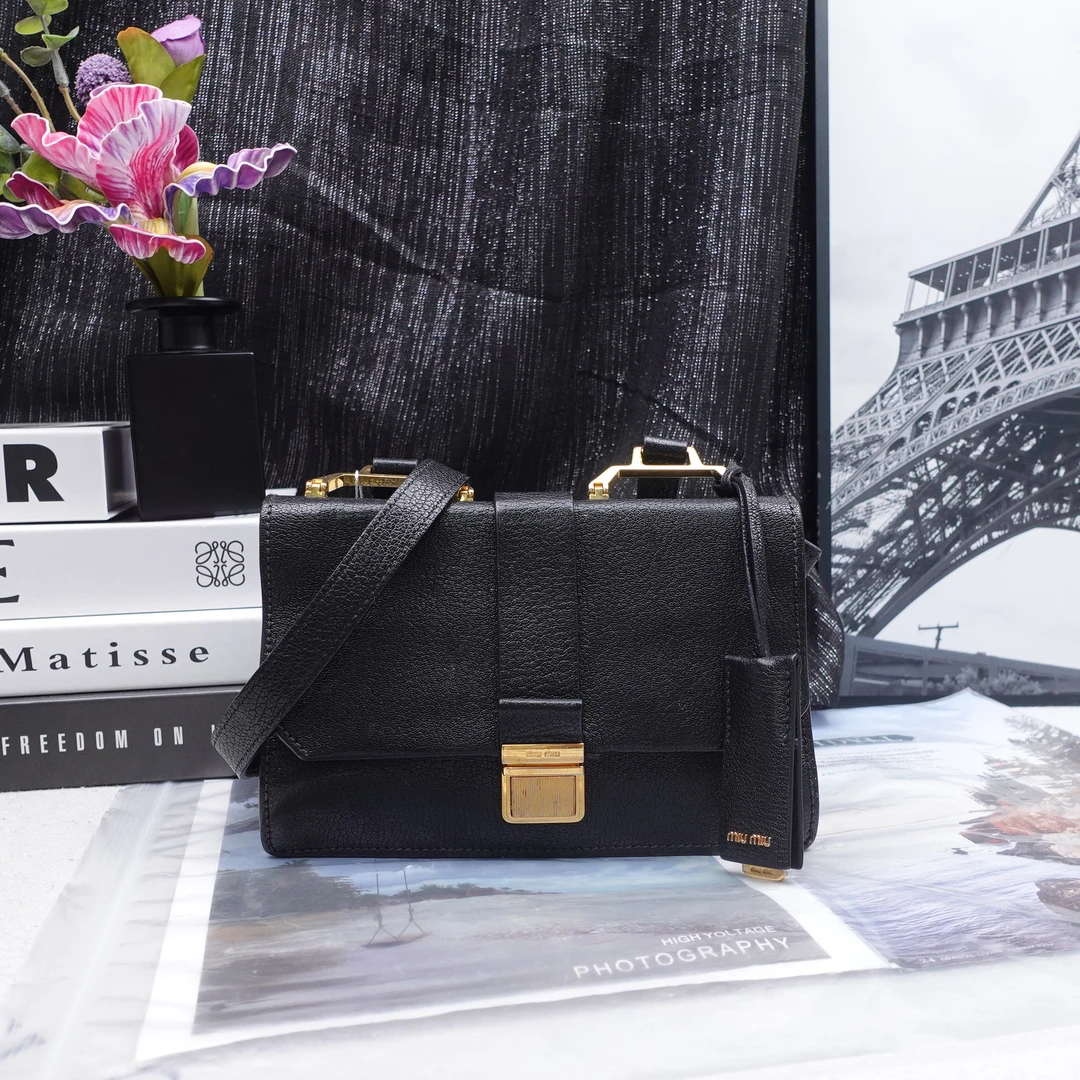 95新 MIU MIU/缪缪 单肩包/T20235884