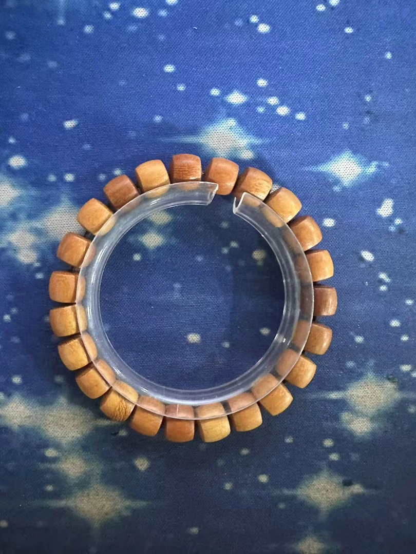 F33 黄金檀0.9cm直切单圈手串