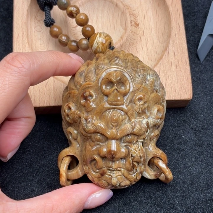 琥珀未镶嵌珠宝奇石血根大黑天