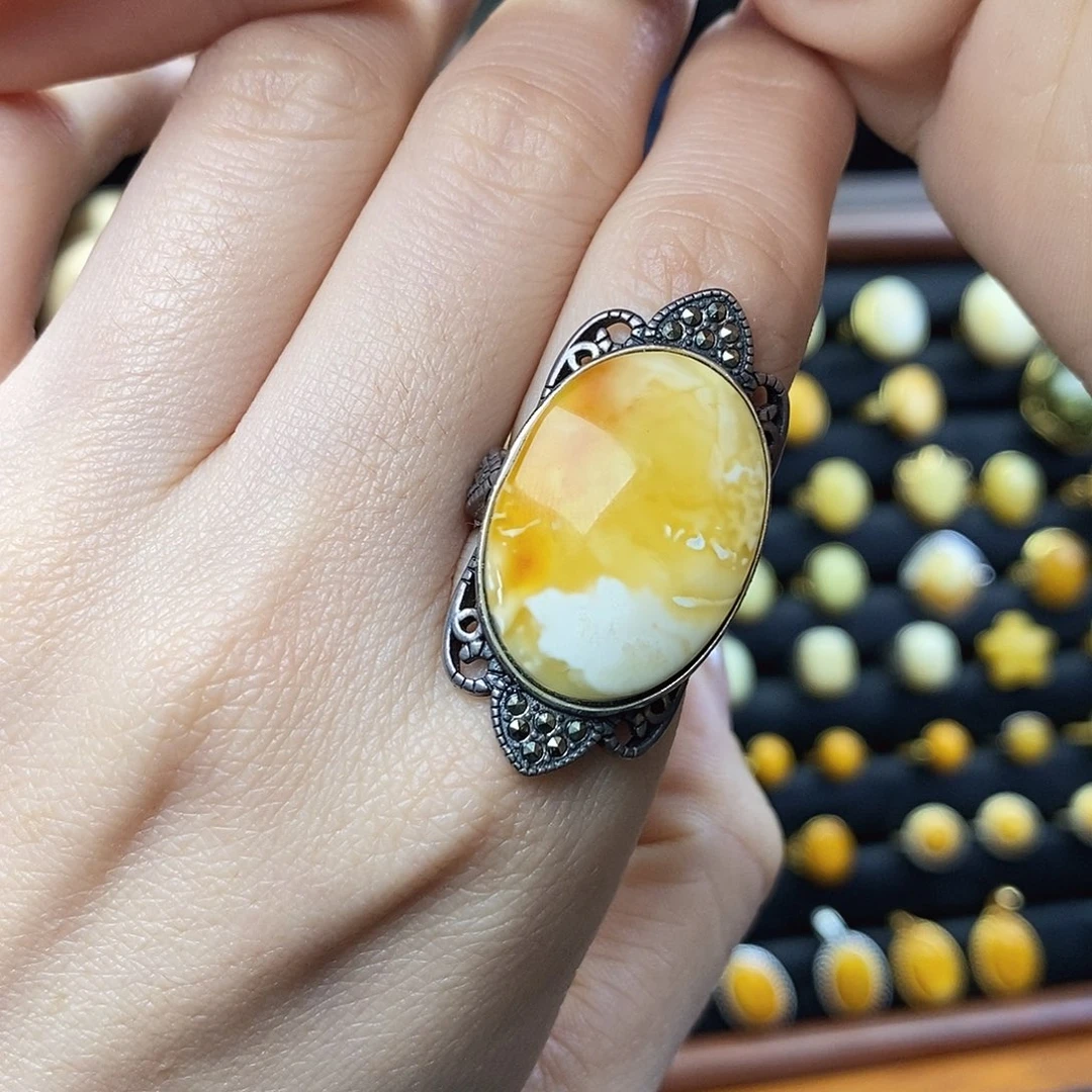 琥珀未镶嵌裸石成品