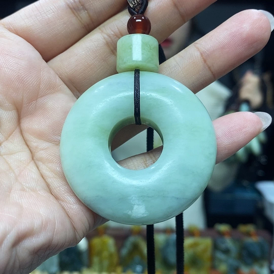 未镶嵌岫玉挂件吊坠