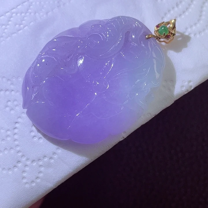 颈饰18K金镶嵌翡翠翡翠