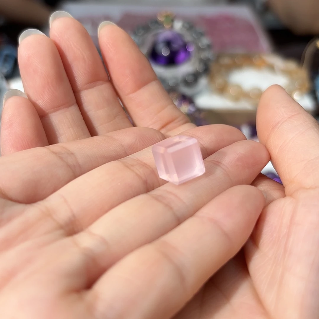 水晶手链未镶嵌粉水晶方糖