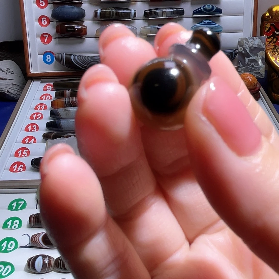 斌***哥玛瑙未镶嵌吊坠玛瑙珠