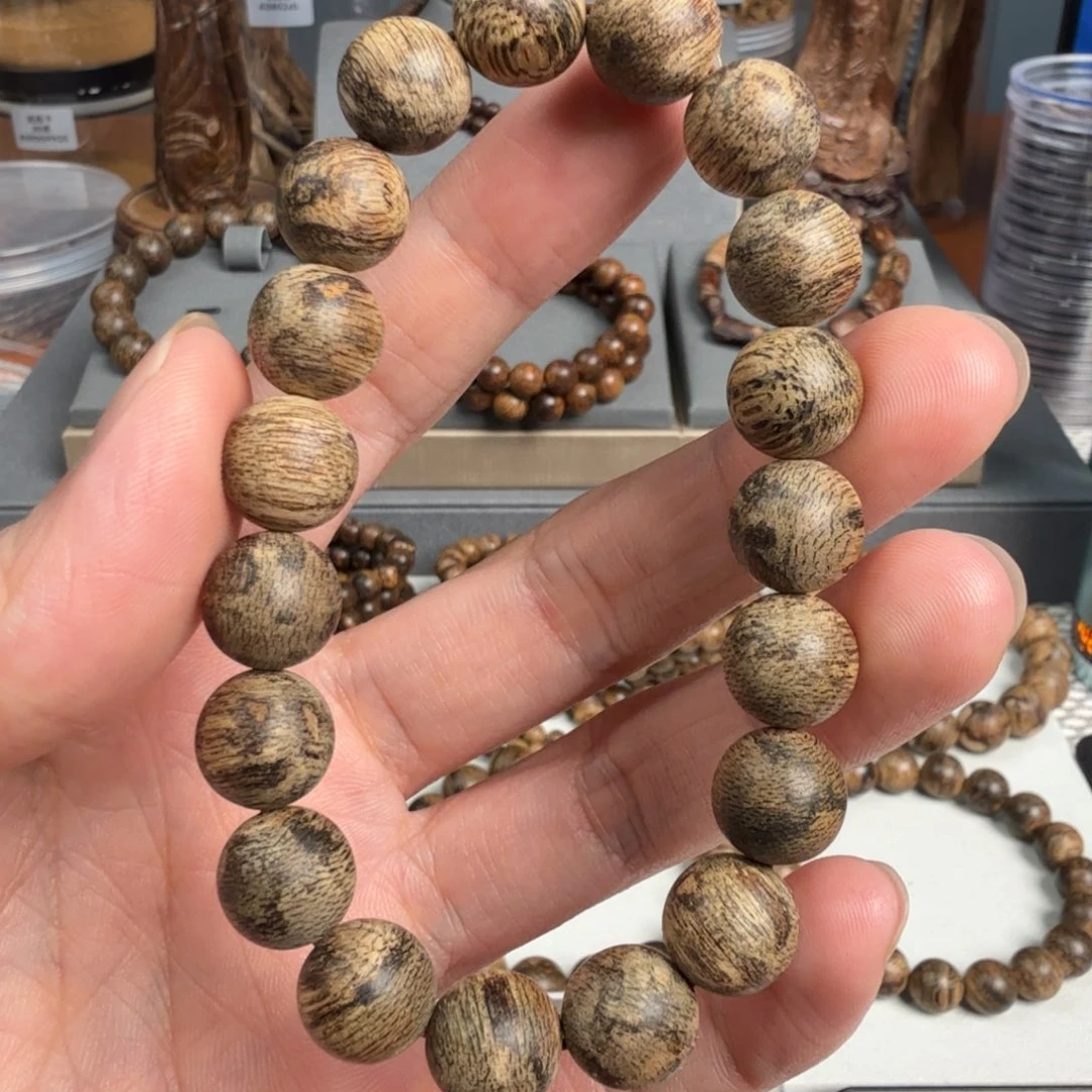 沉香碎屑沉香达拉干软丝1.1cm，12.2克