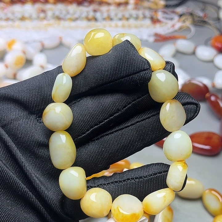 和田玉未镶嵌手链