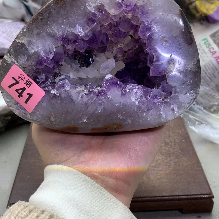 水晶大型摆件（非配饰）未镶嵌