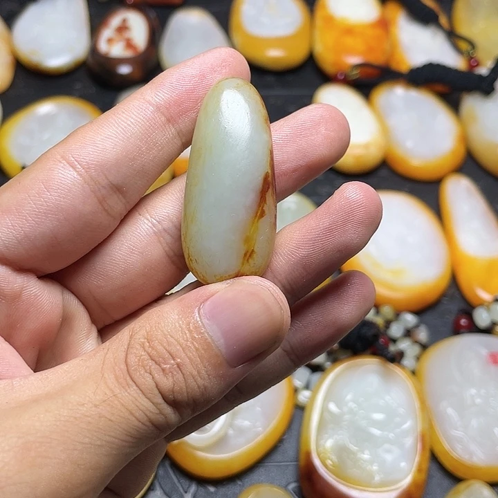 【闪购商品】颈饰未镶嵌和田玉M*～