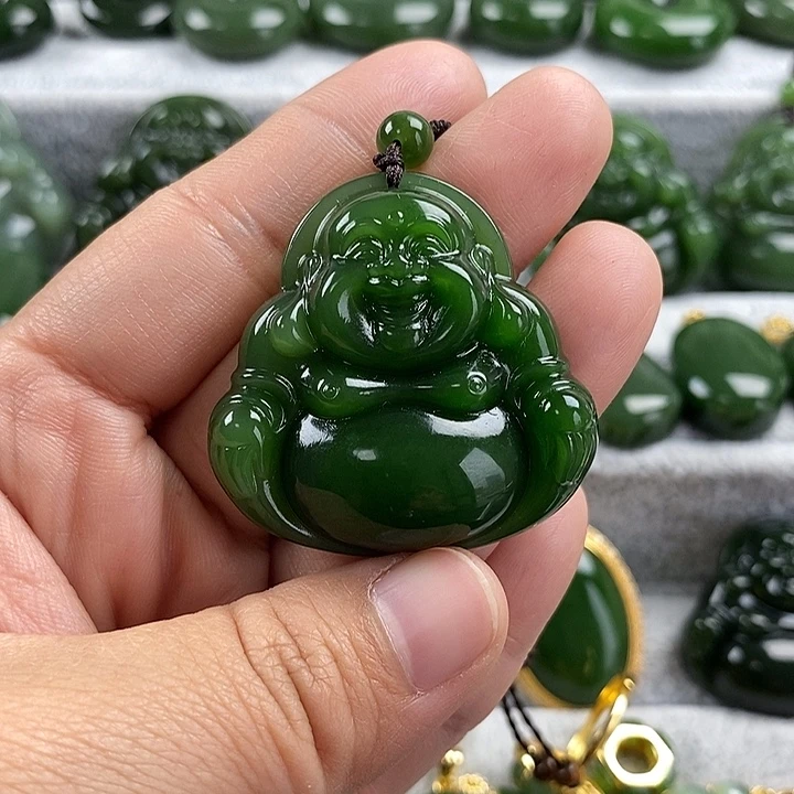 路***人和田玉（碧玉）未镶嵌颈饰40