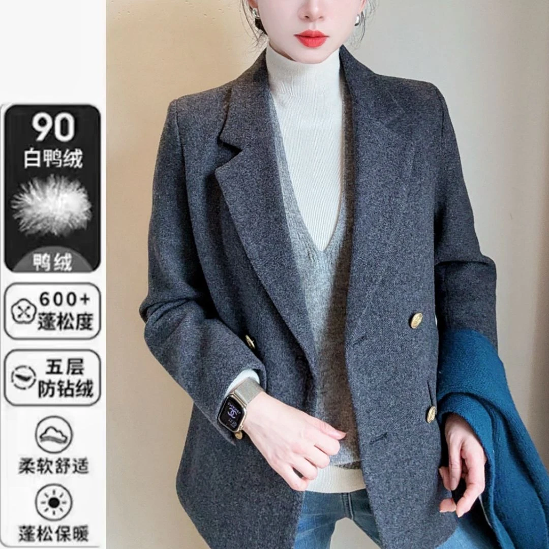 90绒羊毛毛呢西装外套女2025冬季新款宽松双排扣白鸭羽绒毛呢大衣