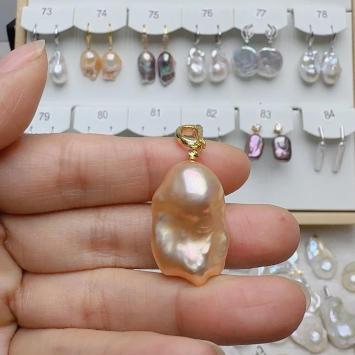 颈饰淡水珍珠未镶嵌