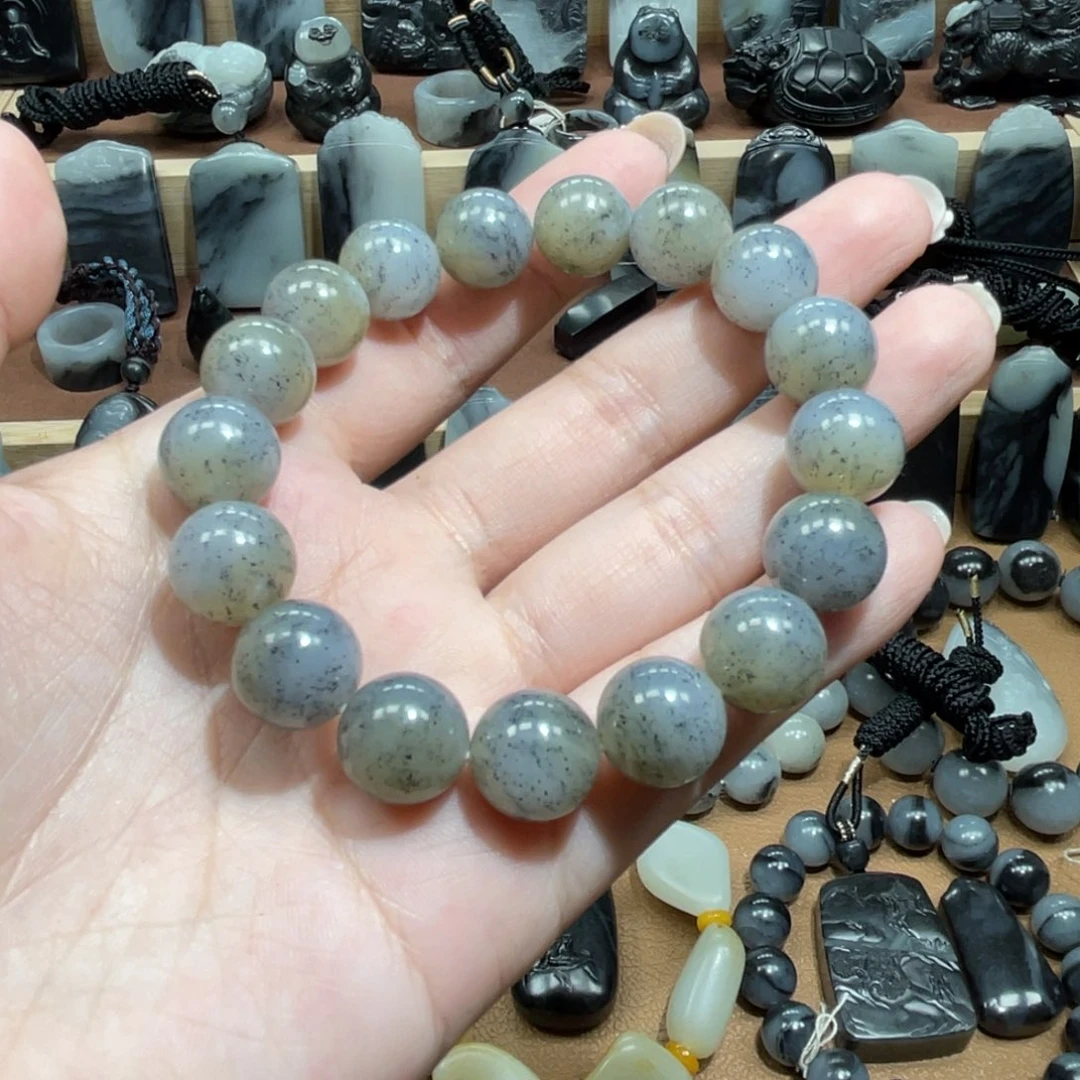 和田玉（子料）未镶嵌挂件