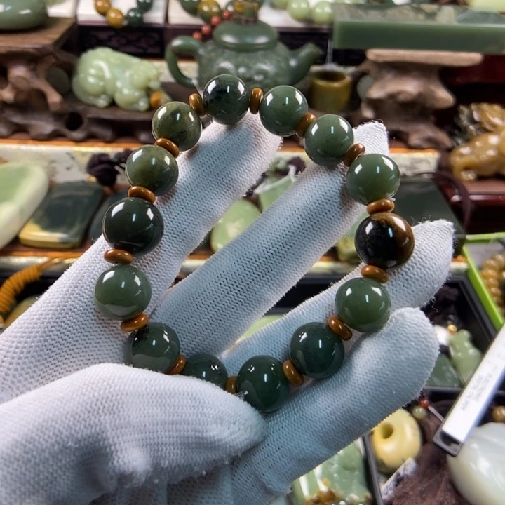 未镶嵌手串岫岩河磨玉（透闪石质玉）深***风