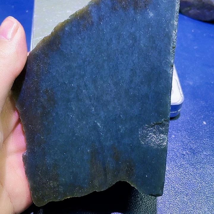 未镶嵌和田玉（糖玉）珠宝半成品