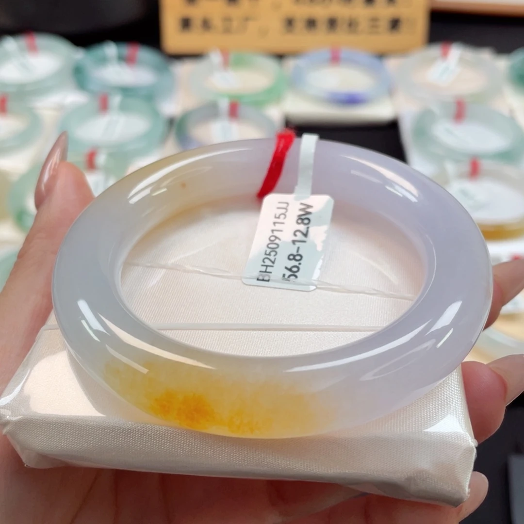 未镶嵌手镯翡翠56.8可遇不可求稀有冰粉飘鸡油黄37号