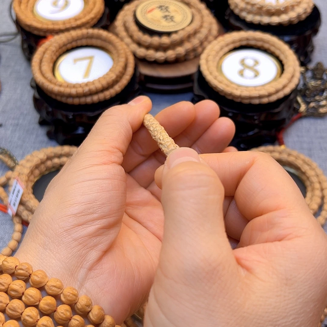 贞***爱柏香籽/百香籽手串