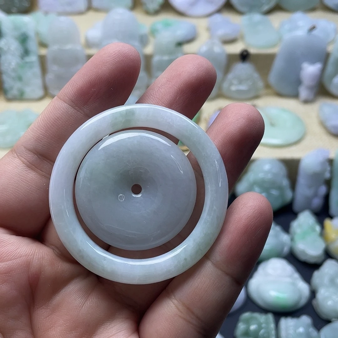 翡翠未镶嵌颈饰纯天然翡翠